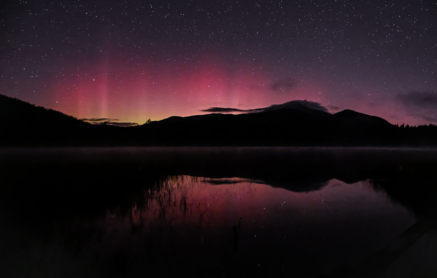 northerns lights over whiteface