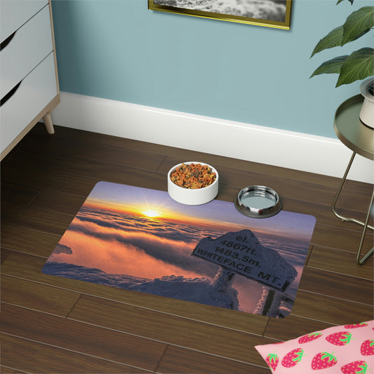 Pet Food Mat - Above it All, Whiteface