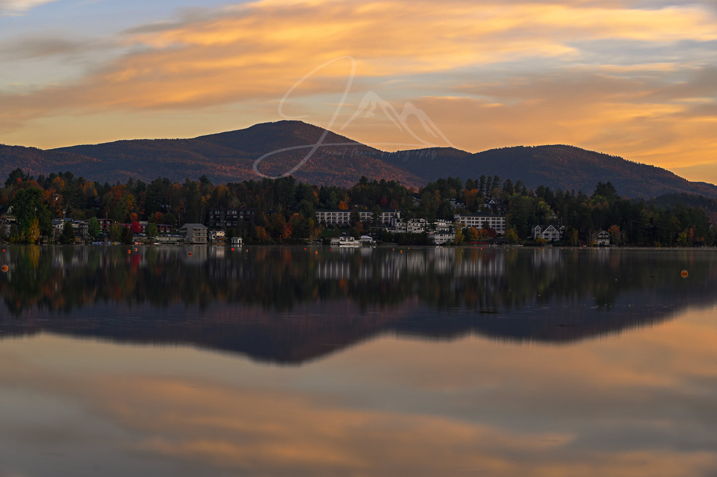 An Autumn Morning on Mirror Lake
