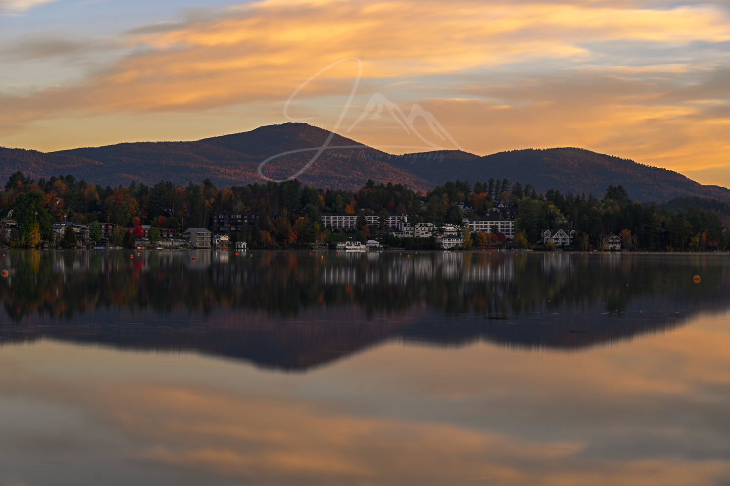 An Autumn Morning on Mirror Lake